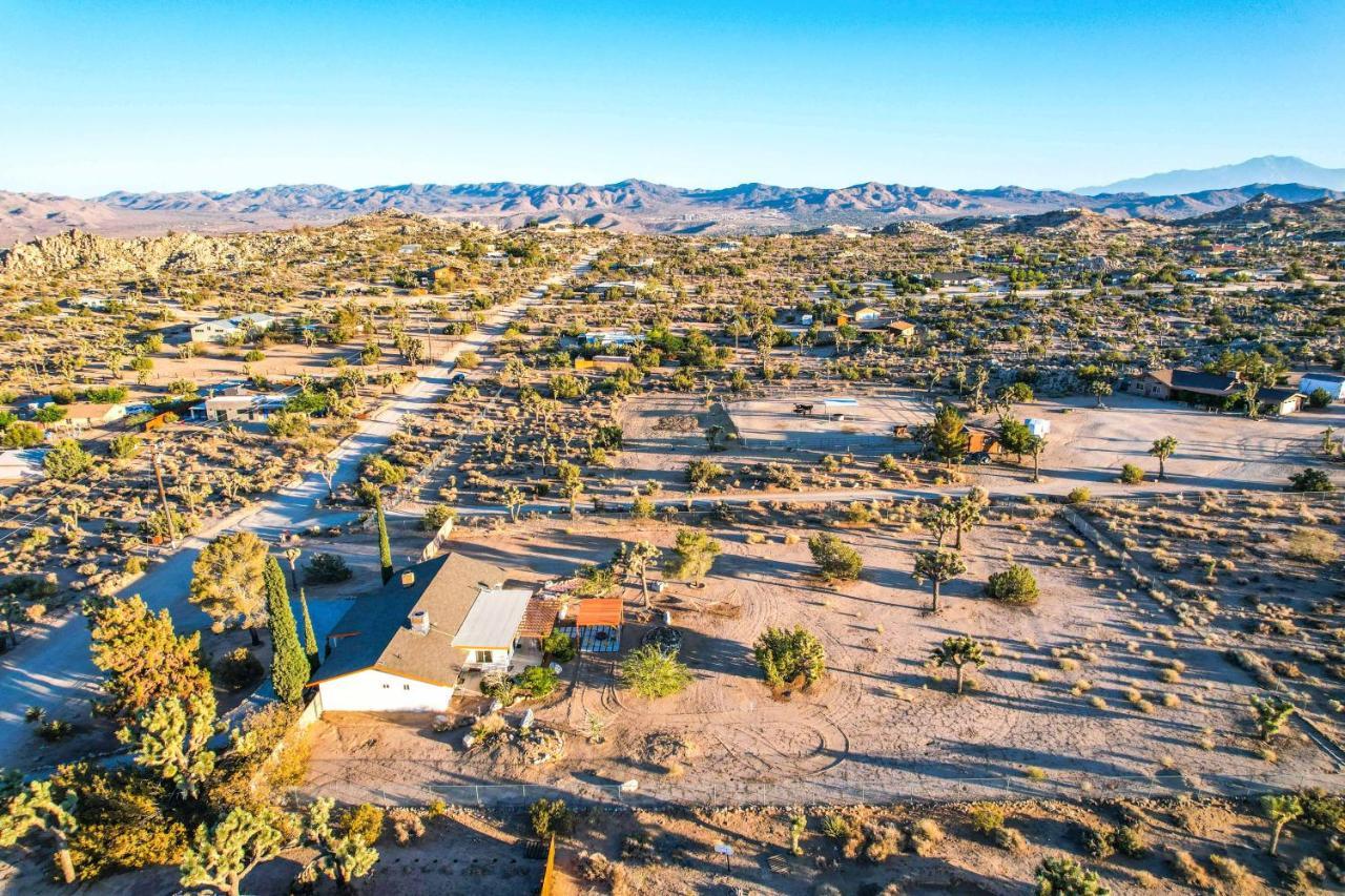 Dez-Art Retreat Vila Yucca Valley Exterior foto